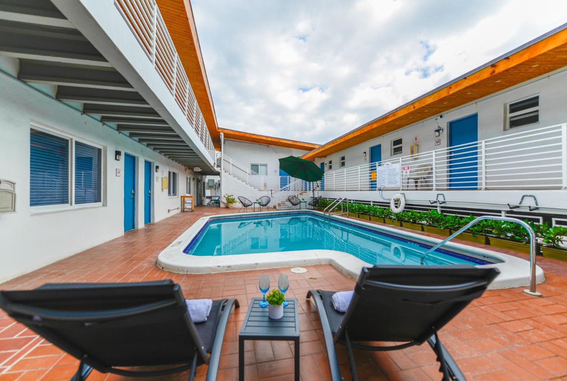 Spacious Studio With Balcony And Parking At The Beach -M46 할리우드 외부 사진